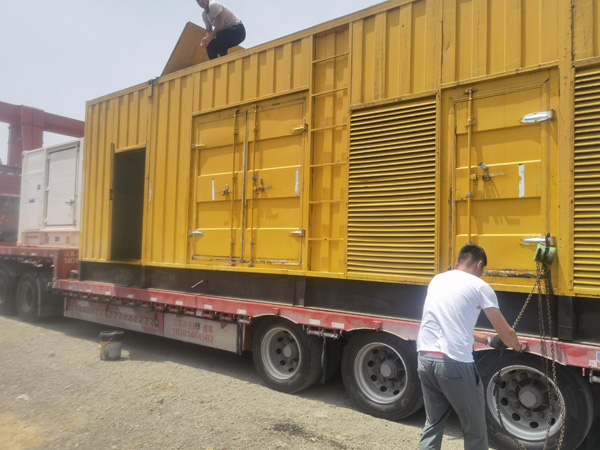 麻章除了负载情况和发动机维护，还有哪些因素会影响 200kw 柴油发电机的油耗？